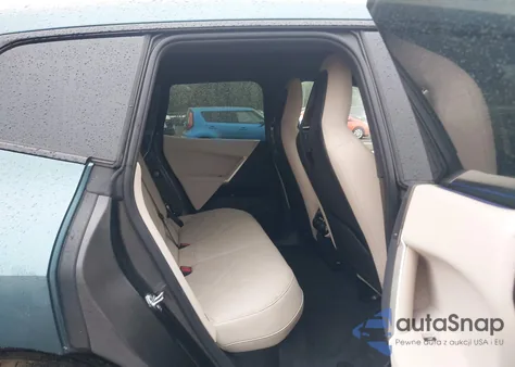 2024 BMW Ix xDrive50 из США, поврежденный, VIN WB523CF04RCN56022